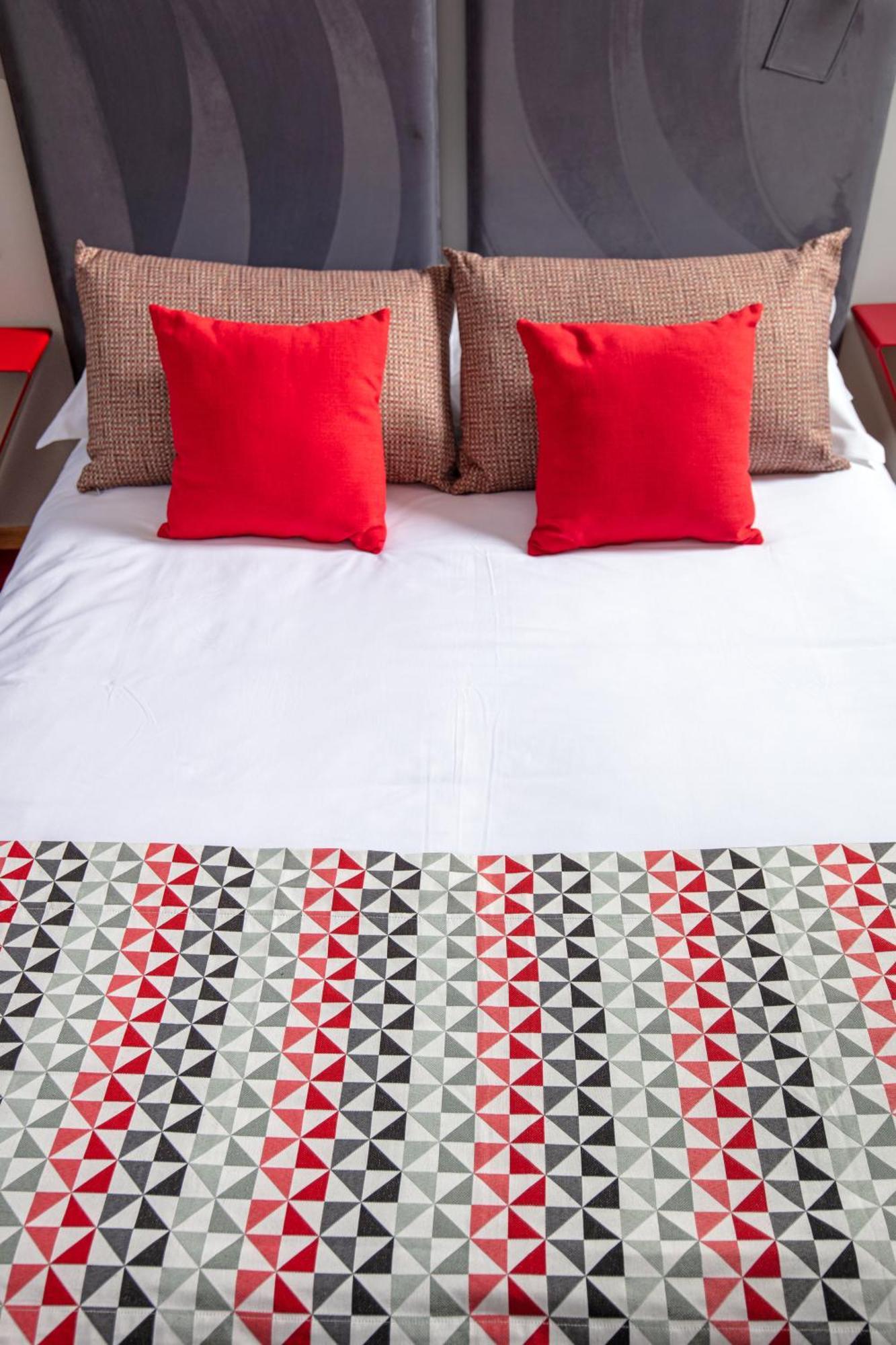 Hotel Mediterranee Calvi  Dış mekan fotoğraf