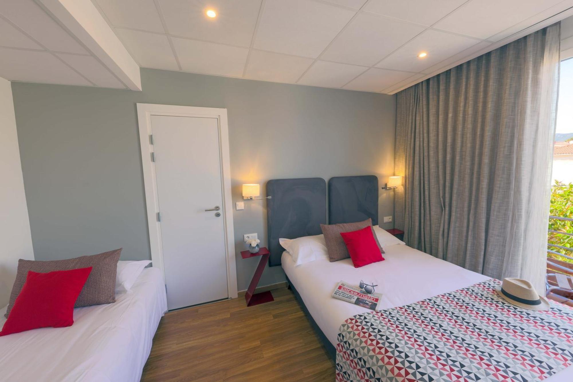 Hotel Mediterranee Calvi  Dış mekan fotoğraf