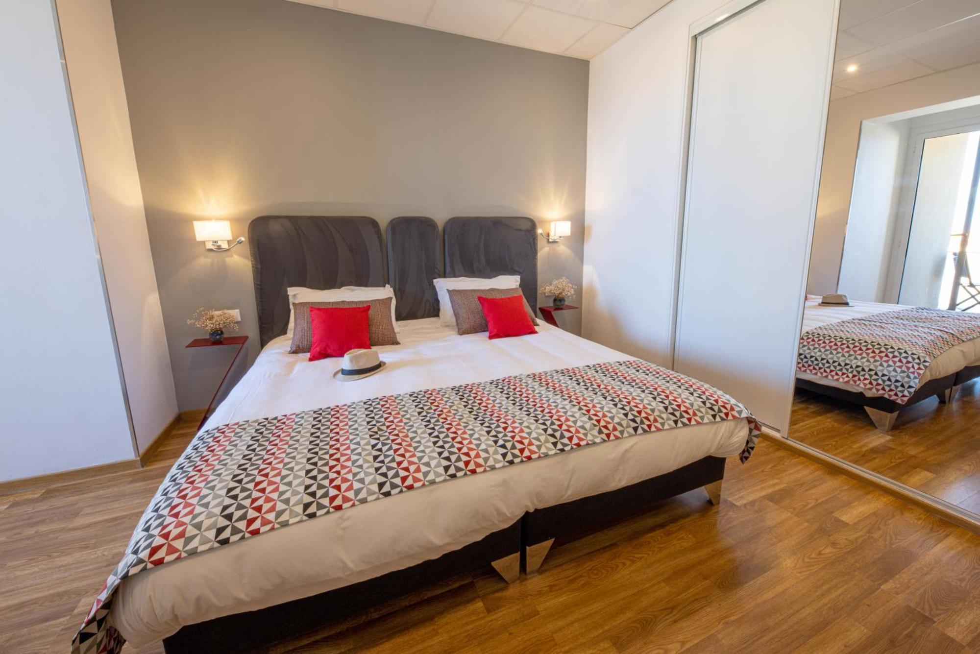 Hotel Mediterranee Calvi  Dış mekan fotoğraf